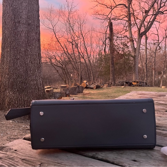 Calvin Klein NWT! Gray Satchel Handbag Purse with Dust-bag - Picture 9 of 16